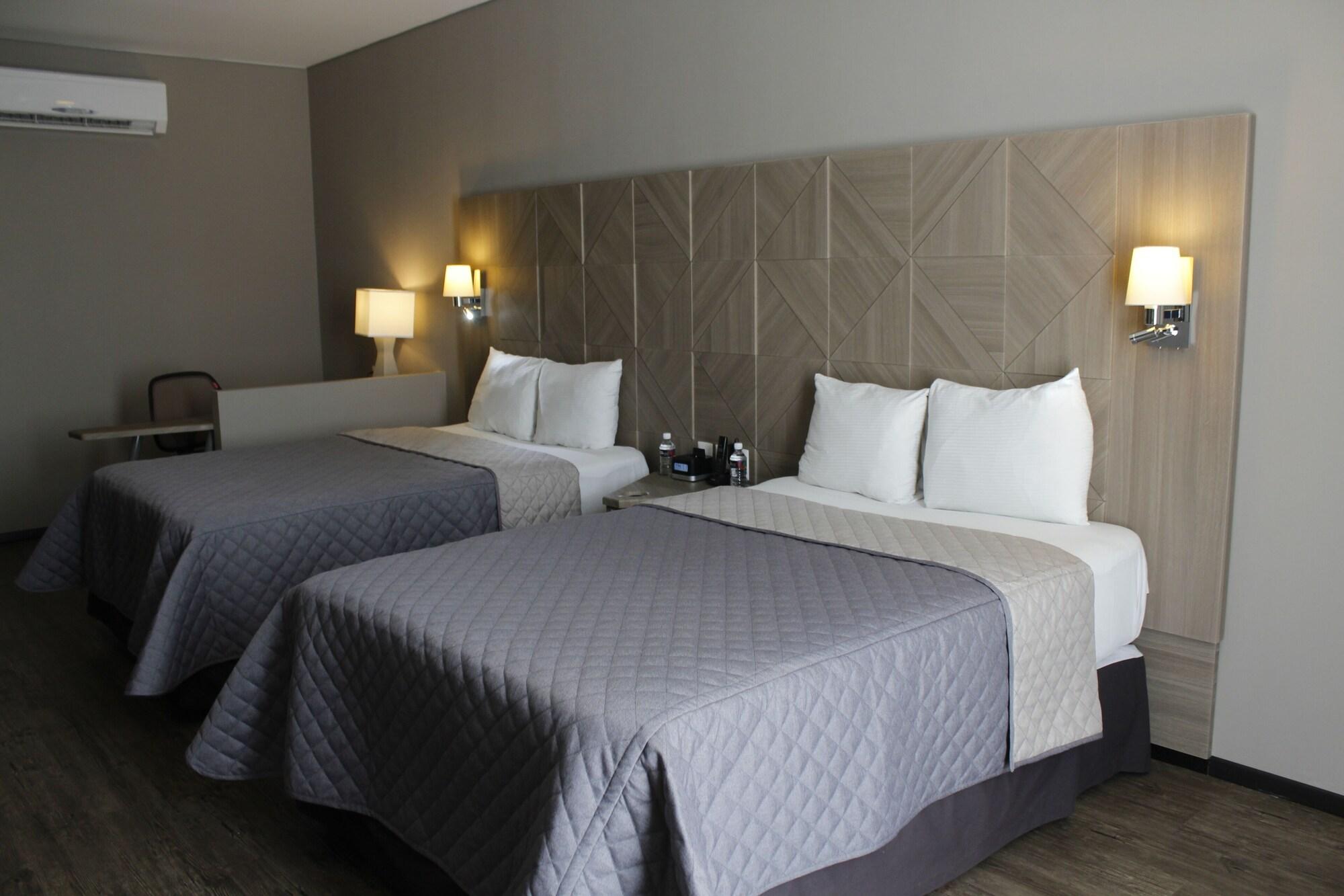 Hotel Glow Point - Mulza León Eksteriør billede